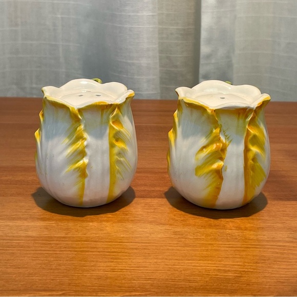 VTG Lefton Yellow Cabbage Rose Salt and Pepper Shakers Handles Cottagecore Green - Picture 7 of 16